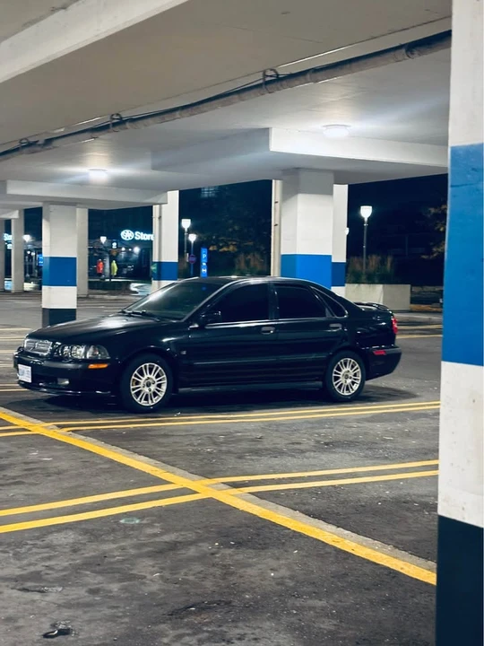 2002 Volvo S40 1st Gen - Image 4 of 8