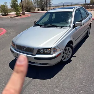2002 Volvo S40