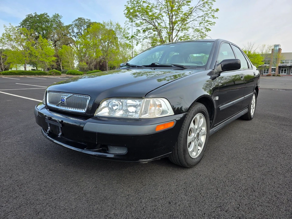 2002 Volvo S40 1st Gen - Image 2 of 31