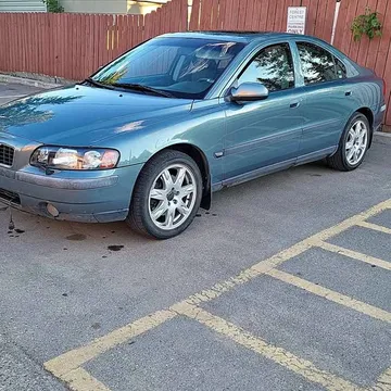 2002 Volvo S60 T5
