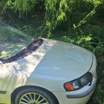 2002 Volvo S60 T5 Sedan 4D