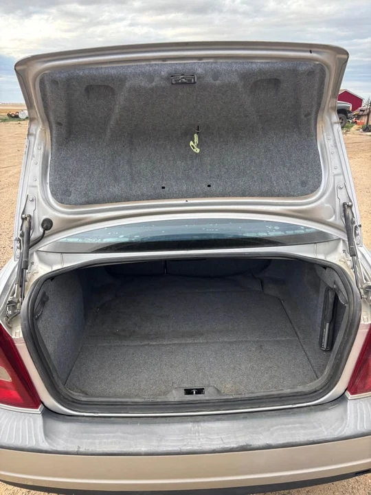 2002 Volvo S80 1st Gen - Image 5 of 10