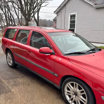 2002 Volvo V70 T5 Wagon 4D