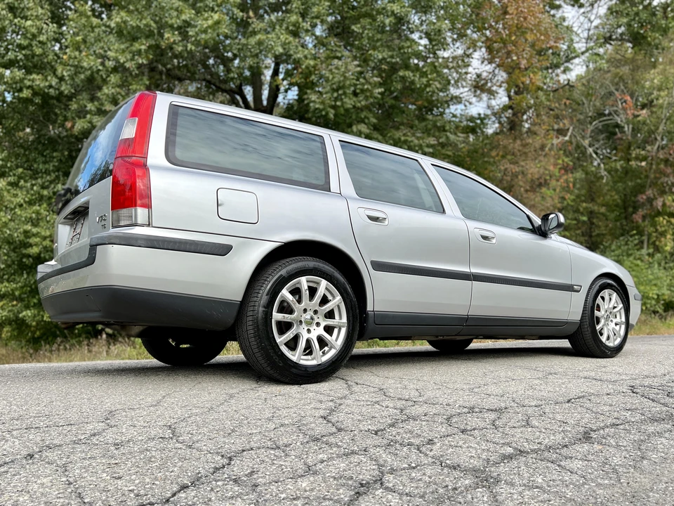 2002 Volvo V70 2nd Gen - Image 30 of 31