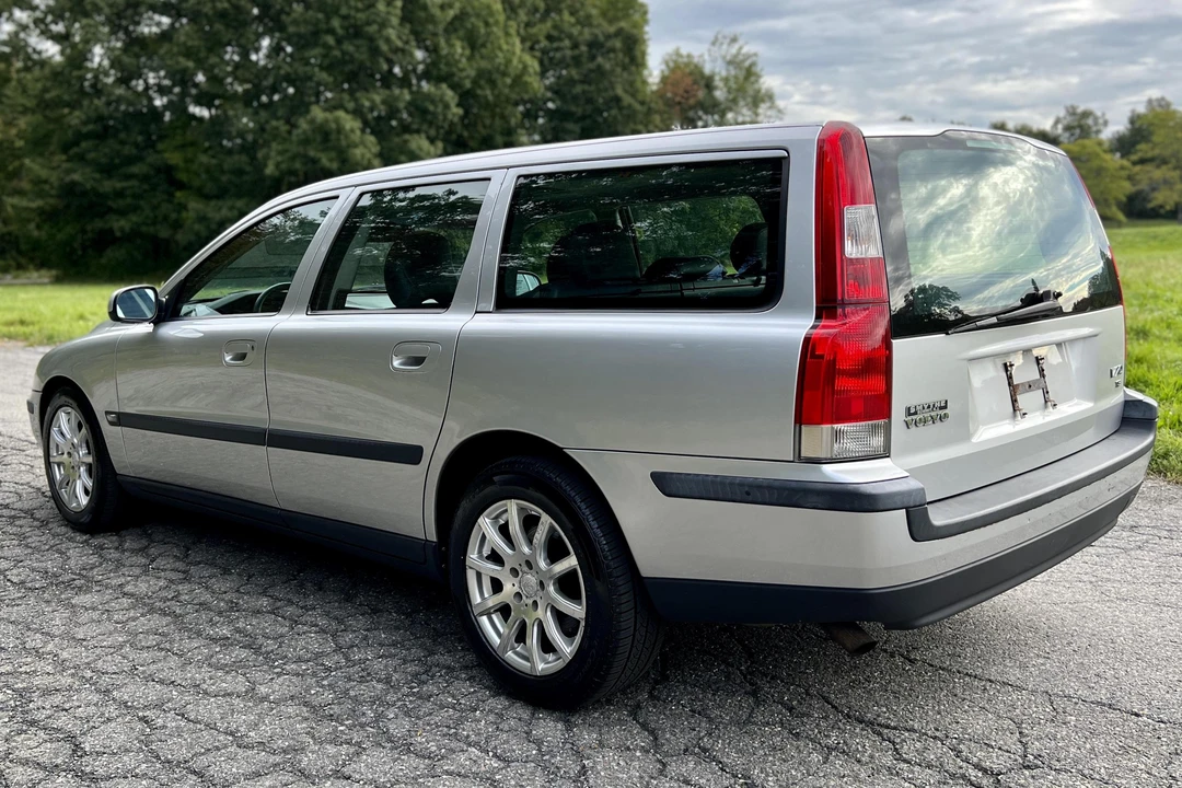 2002 Volvo V70 2nd Gen - Image 20 of 31