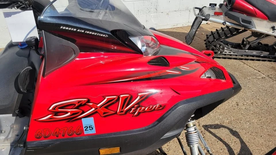 2002 Yamaha - Image 4 of 8