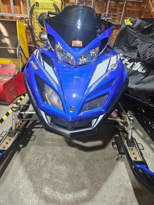 2002 Yamaha - Image 2 of 3