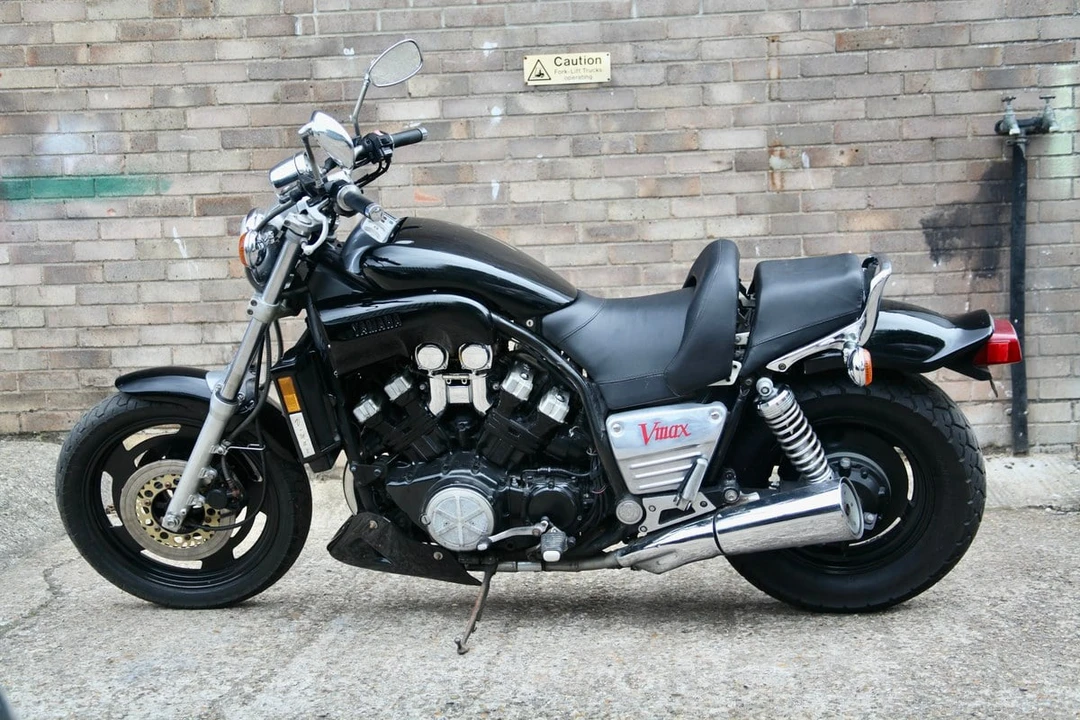 2002 Yamaha V-Max - Image 11 of 30