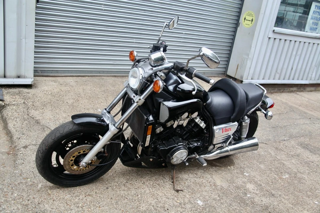 2002 Yamaha V-Max - Image 18 of 30