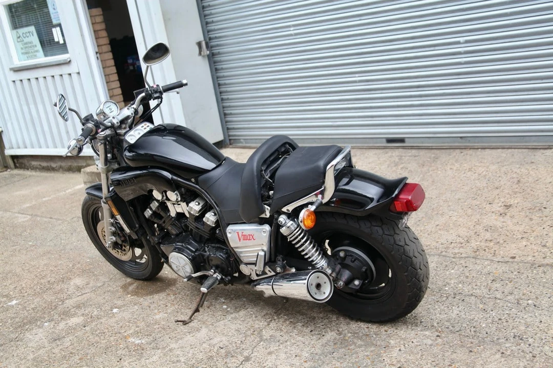 2002 Yamaha V-Max - Image 17 of 30