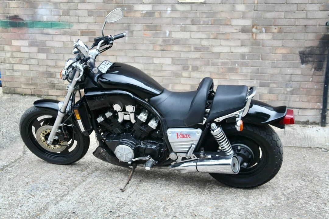 2002 Yamaha V-Max - Image 12 of 30