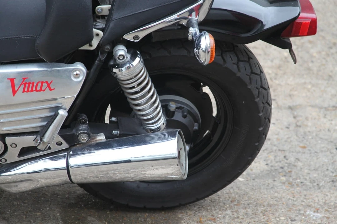 2002 Yamaha V-Max - Image 22 of 30