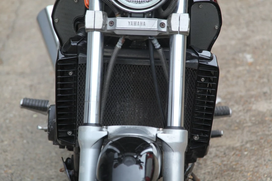 2002 Yamaha V-Max - Image 26 of 30