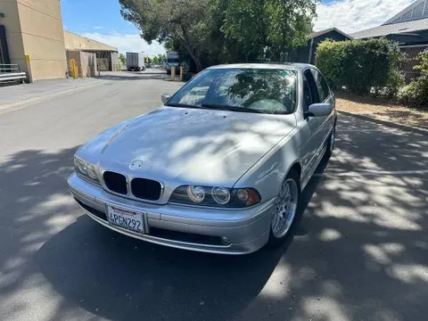 2002 BMW 530i