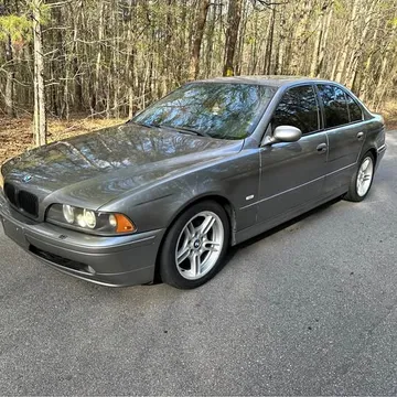2002 BMW M5