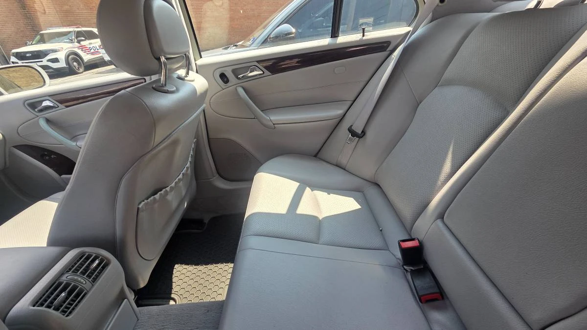 2002 Mercedes-Benz W203 C-Class - Image 8 of 13