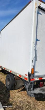 2002 Chevrolet Express - Image 7 of 9