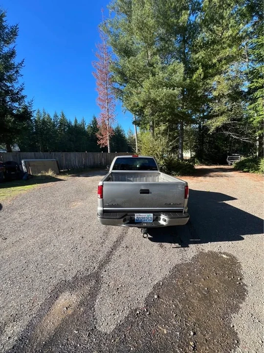 2002 Chevrolet S-10 - Image 6 of 8