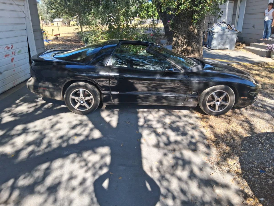 2002 Pontiac Firebird 4th Gen - Image 3 of 11