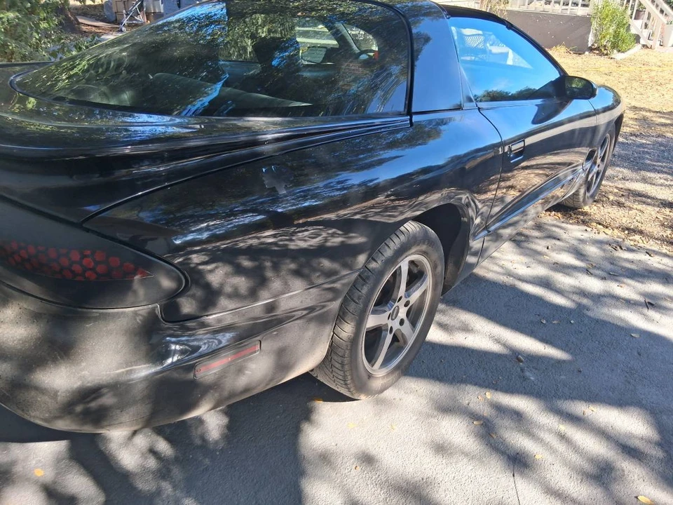 2002 Pontiac Firebird 4th Gen - Image 6 of 11