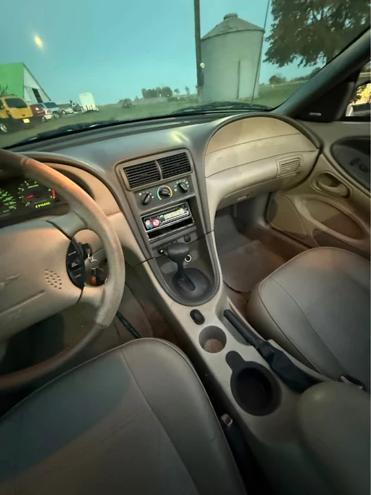 2002 Ford SN95 Mustang - Image 6 of 8