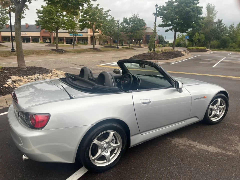 2002 Honda AP1 S2000 - Image 3 of 24
