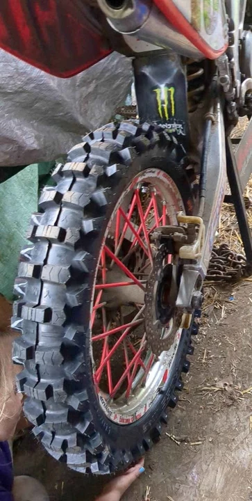 2002 Honda CR - Image 5 of 9