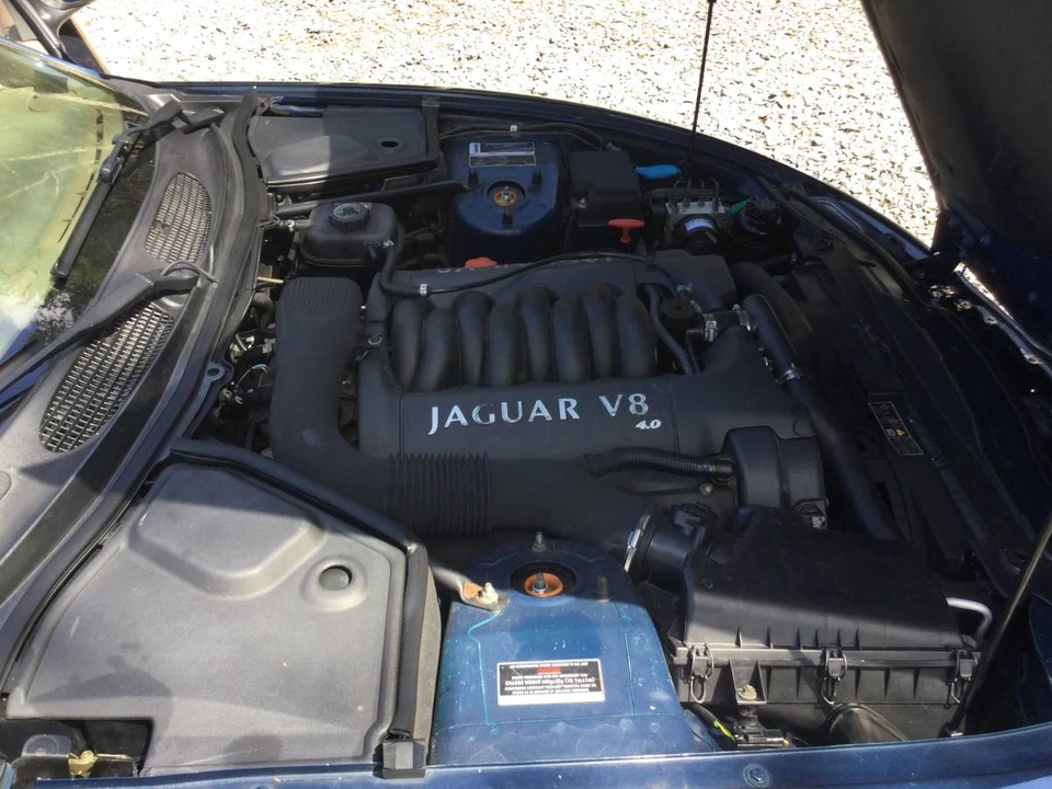 2002 Jaguar X100 XK8 - Image 11 of 14