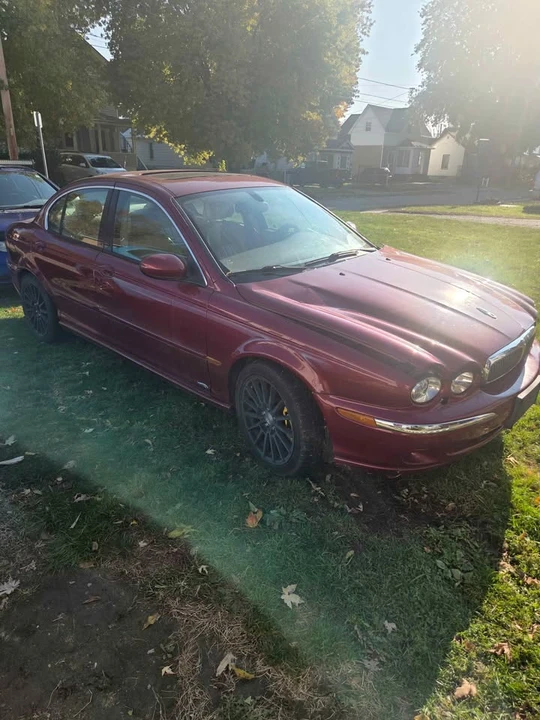 2002 Jaguar X-Type - Image 2 of 8