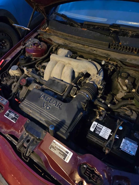 2002 Jaguar X-Type - Image 4 of 8