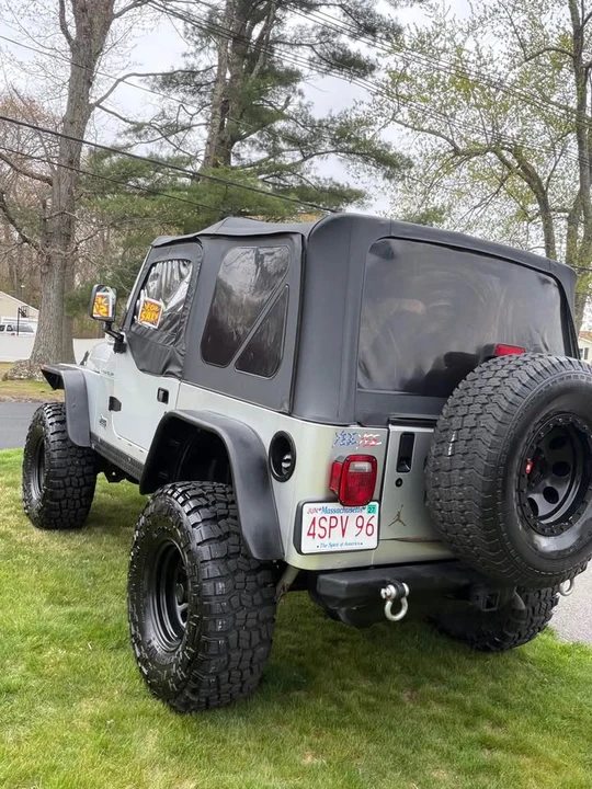 2002 Jeep TJ Wrangler - Image 4 of 10
