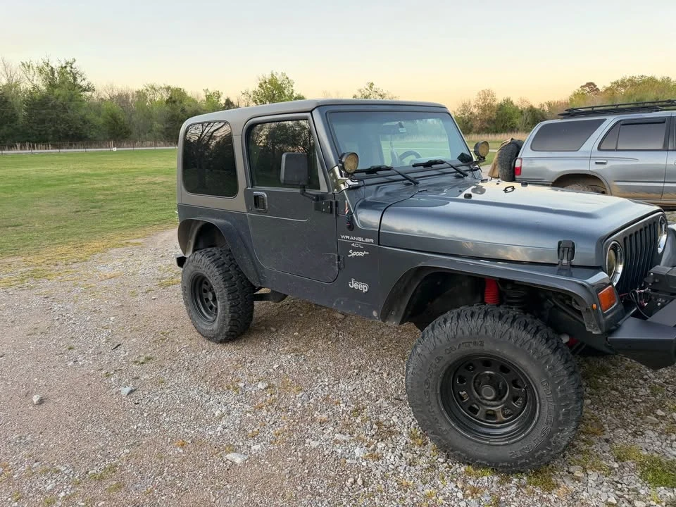 2002 Jeep TJ Wrangler - Image 2 of 8