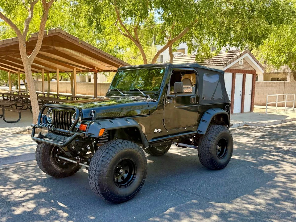 2002 Jeep TJ Wrangler - Image 2 of 8