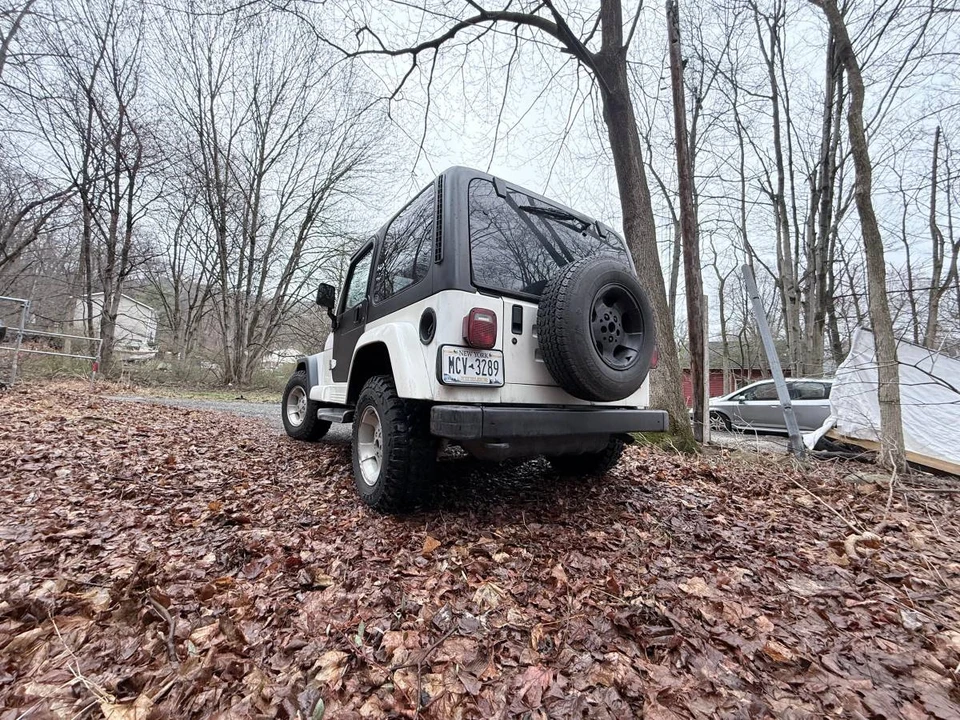 2002 Jeep TJ Wrangler - Image 4 of 6