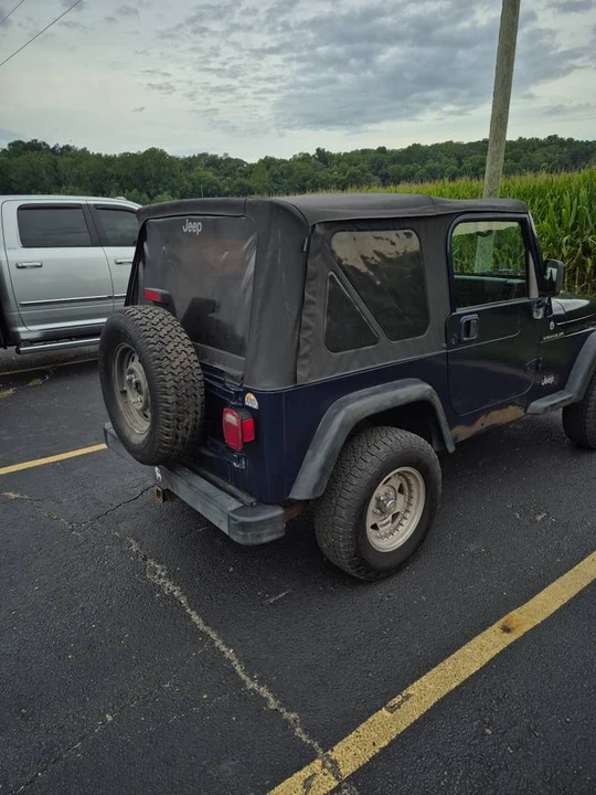 2002 Jeep TJ Wrangler - Image 6 of 17