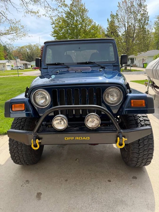 2002 Jeep TJ Wrangler - Image 2 of 17