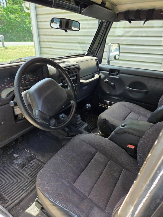 2002 Jeep TJ Wrangler - Image 3 of 3