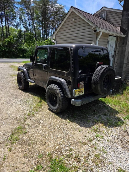 2002 Jeep TJ Wrangler - Image 2 of 3