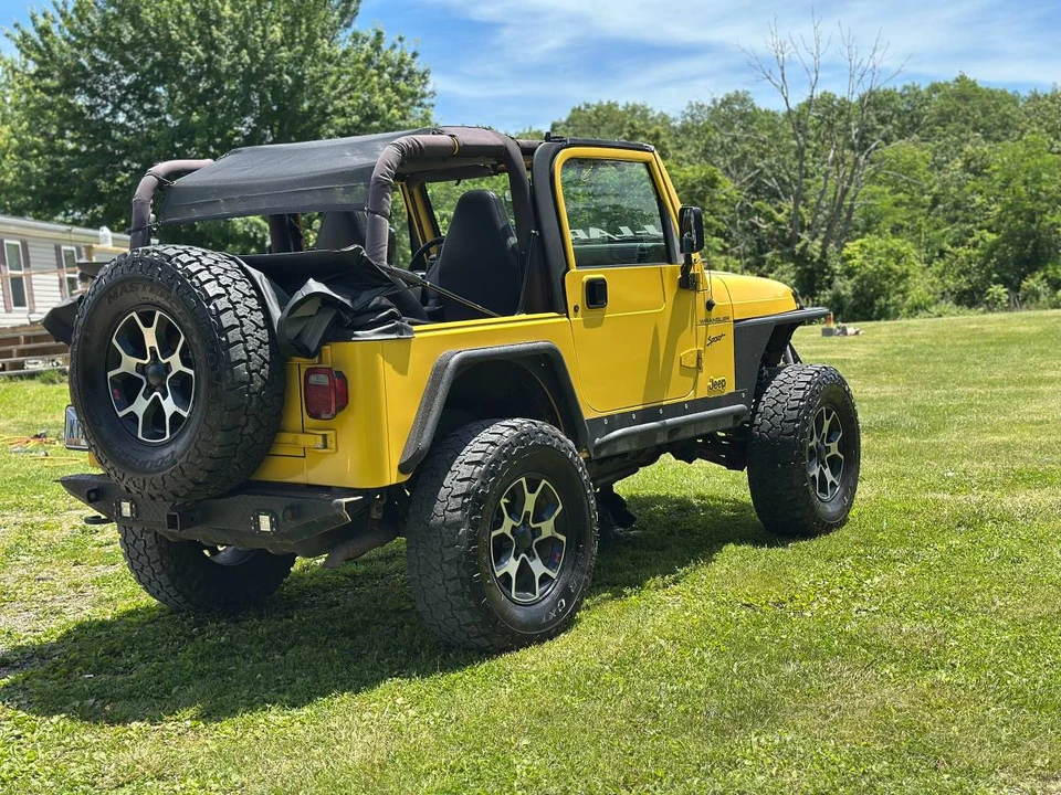 2002 Jeep TJ Wrangler - Image 2 of 6