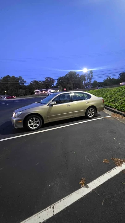 2002 Lexus GS 2nd Gen - Image 3 of 6