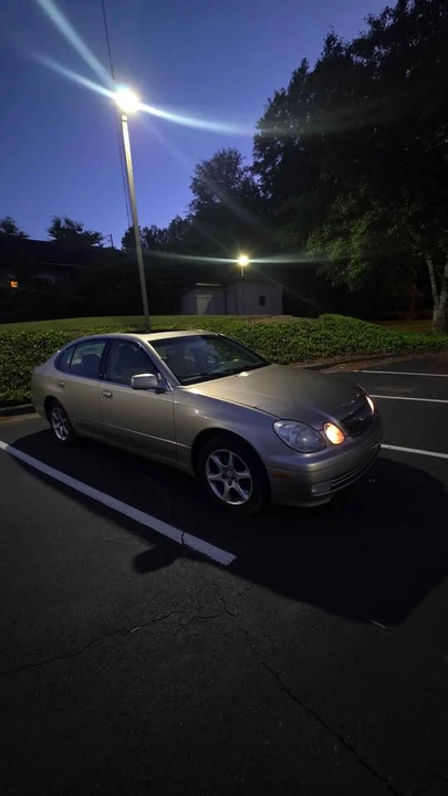 2002 Lexus GS 2nd Gen - Image 5 of 6