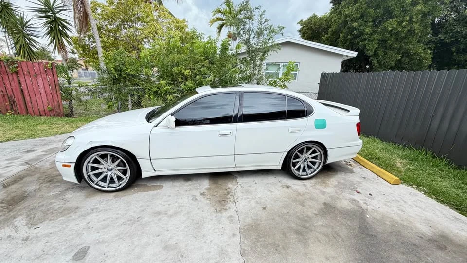 2002 Lexus GS 2nd Gen - Image 3 of 6
