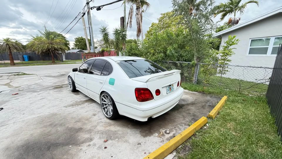 2002 Lexus GS 2nd Gen - Image 6 of 6