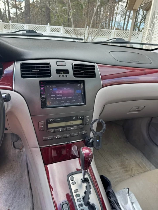 2002 Lexus ES 3rd Gen - Image 2 of 9