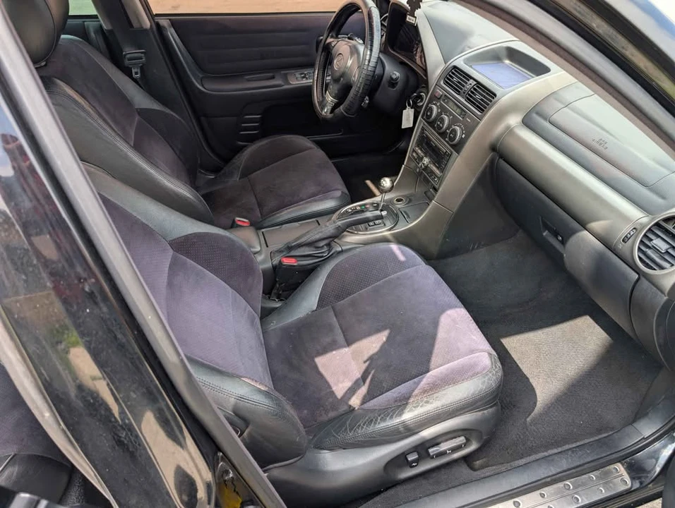 2002 Lexus IS 1st Gen - Image 8 of 10