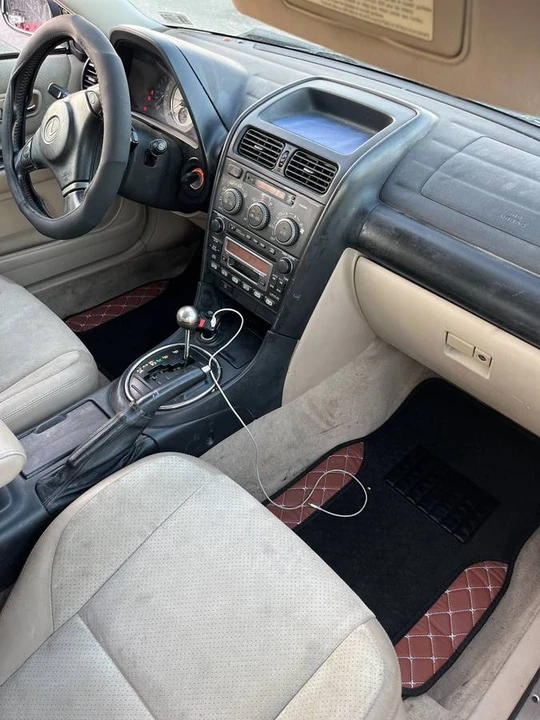 2002 Lexus IS 1st Gen - Image 4 of 6