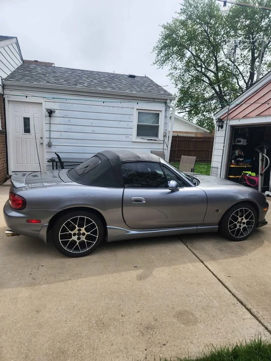2002 Mazda NB MX-5 Miata - Image 5 of 10