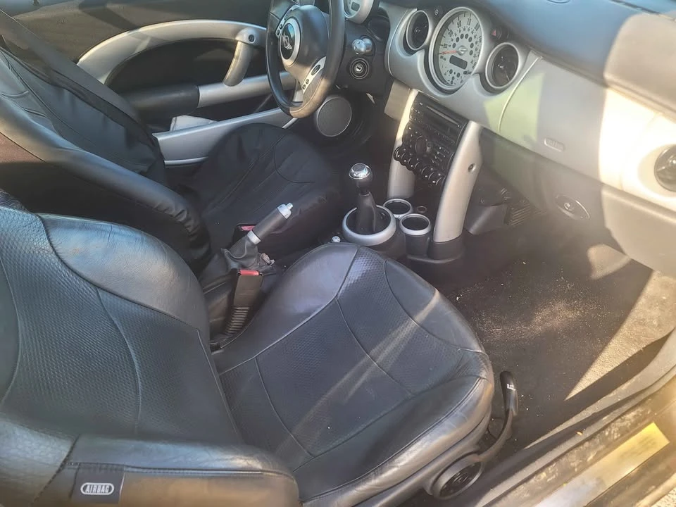 2002 Mini Mini 1st Gen - Image 6 of 8