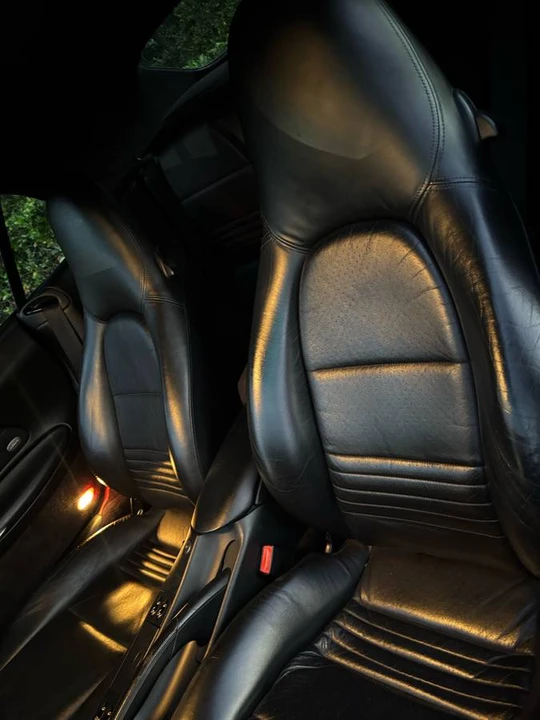 2002 Porsche 996 Carrera - Image 10 of 11