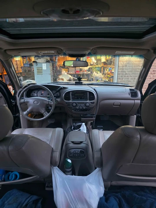2002 Toyota Sequoia 1st Gen - Image 4 of 7
